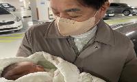 할아버지 육아 동시집 「채아의 365일」 D+8.